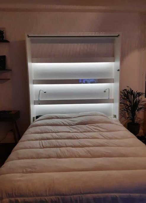 T2 Avec Clim Et Wifi, A 50 M De La *